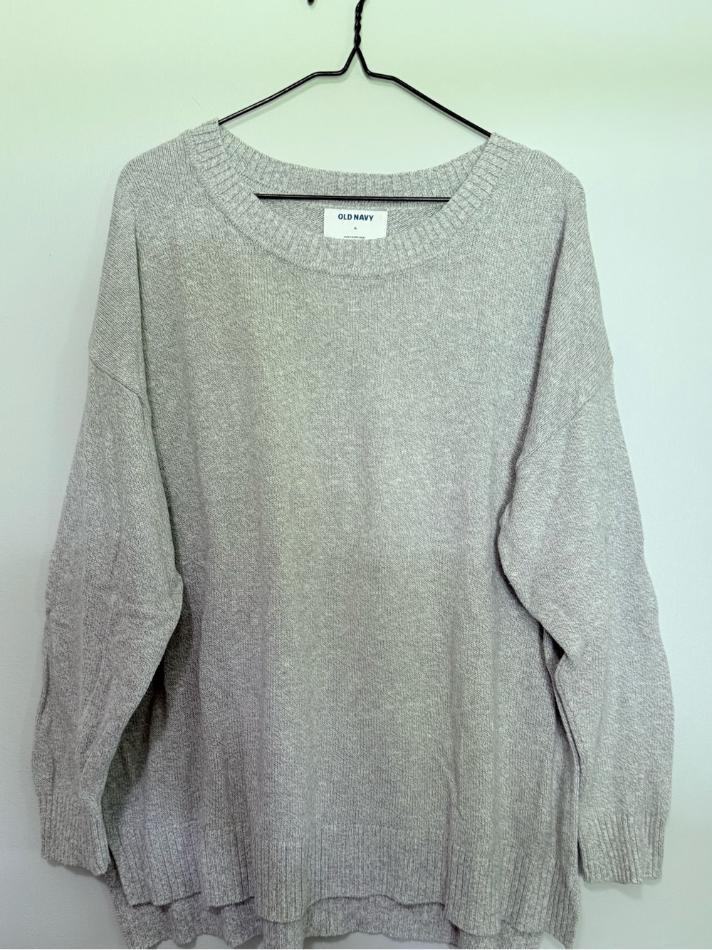 Old Navy XL Like New Light Gray Scoopneck Pullover Sweater